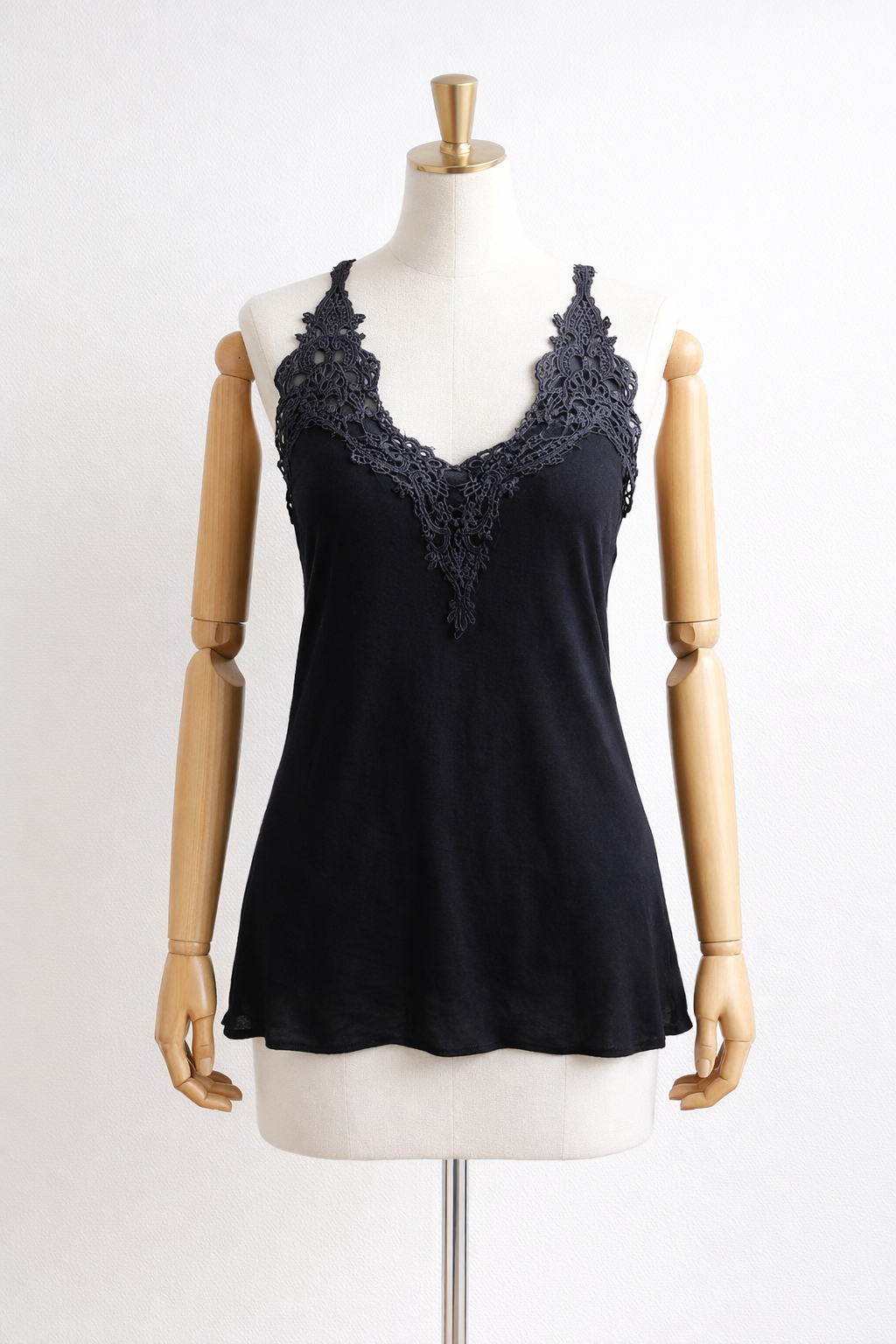 Blusinha regata preta